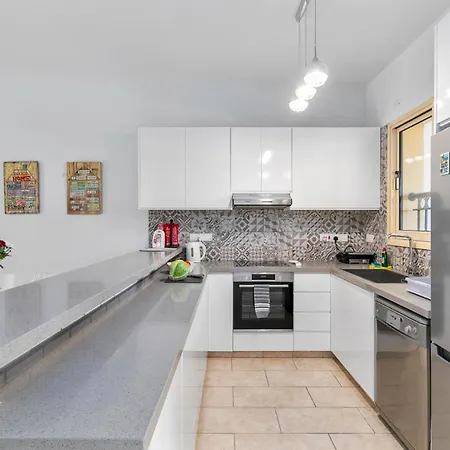 Aphrodite Gardens By Ezoria Pafos