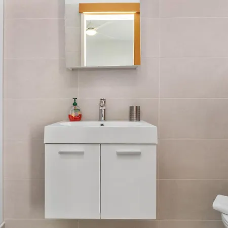 Aphrodite Gardens By Ezoria Apartament Pafos