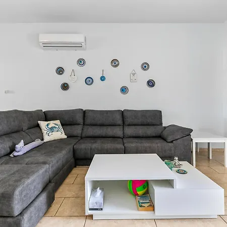 Aphrodite Gardens By Ezoria Πάφος