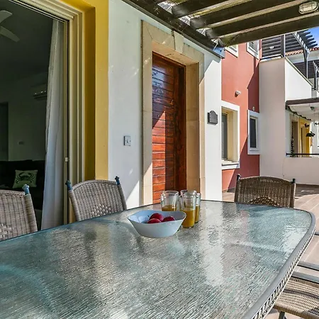 Aphrodite Gardens By Ezoria Διαμέρισμα