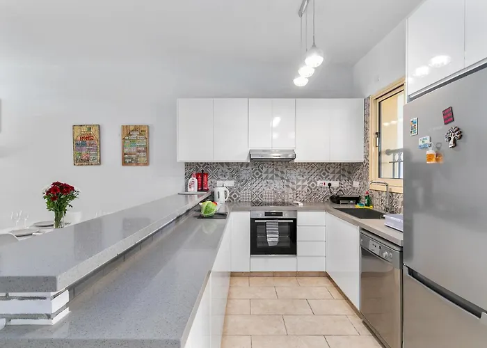 Aphrodite Gardens By Ezoria Paphos